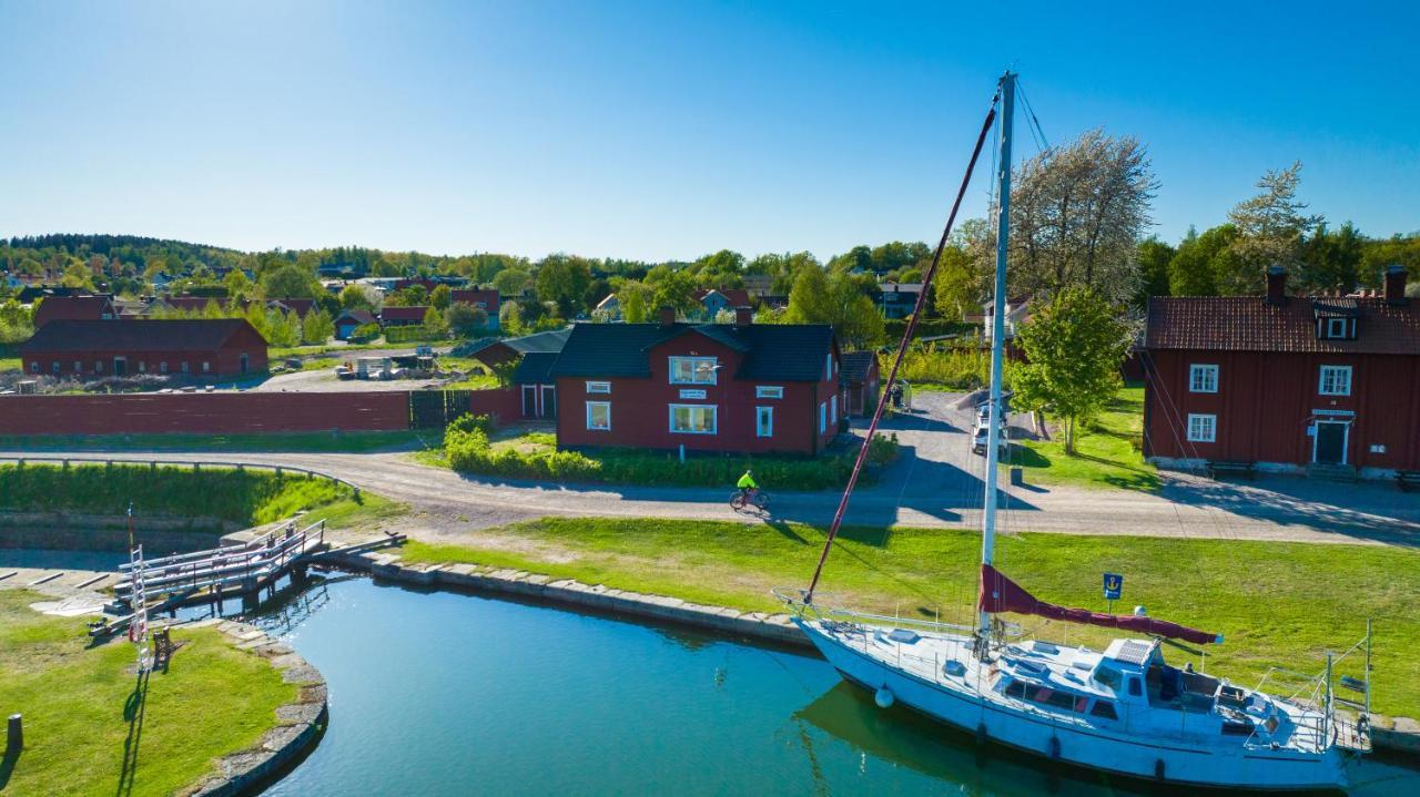 Byggmaestare Villan Motala Eksteriør billede