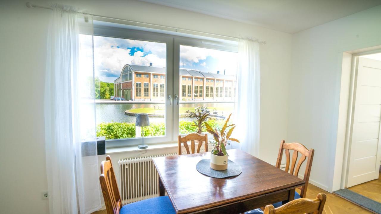 Byggmaestare Villan Motala Eksteriør billede